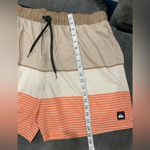 Quiksilver Tan, Orange, and Coral Men’s Swim Shorts- Size XL (New With Tags) - Picture 9 of 9